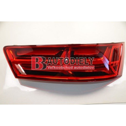 AUDI Q7 6/2015- Zadné svetlo, pravé / horné LED /